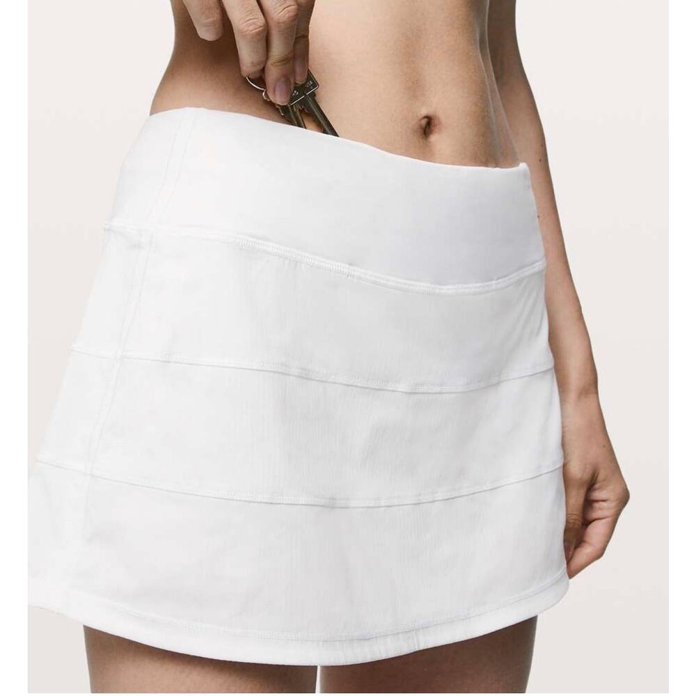 Lululemon White Pace Rival Skirt 13” Tennis Golf Athletic Size 2 Running Yoga - Picture 3 of 14
